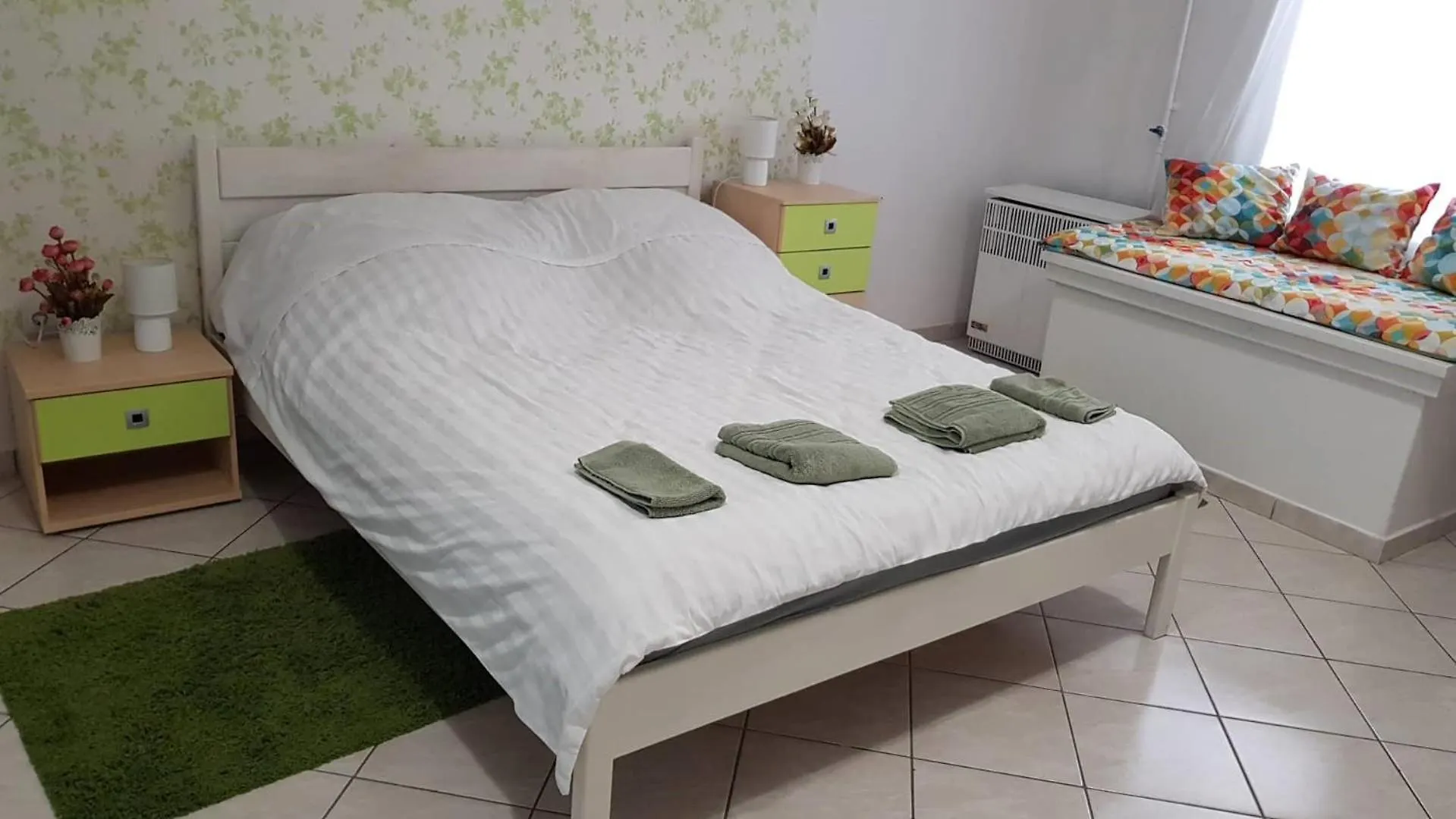 אגר Fortuna Apartman Studio דירה